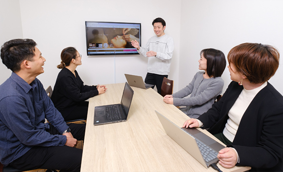 PROFESSIONAL MEMBER 業務委託